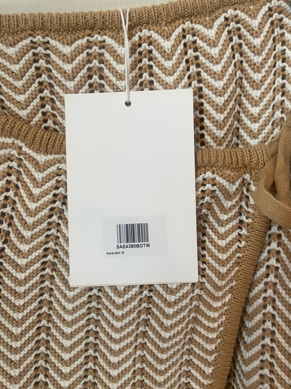 Sabo Skirt Reims Knit Mini Skirt M Tan White Chevron Stretch Boho NWT - Picture 6 of 8